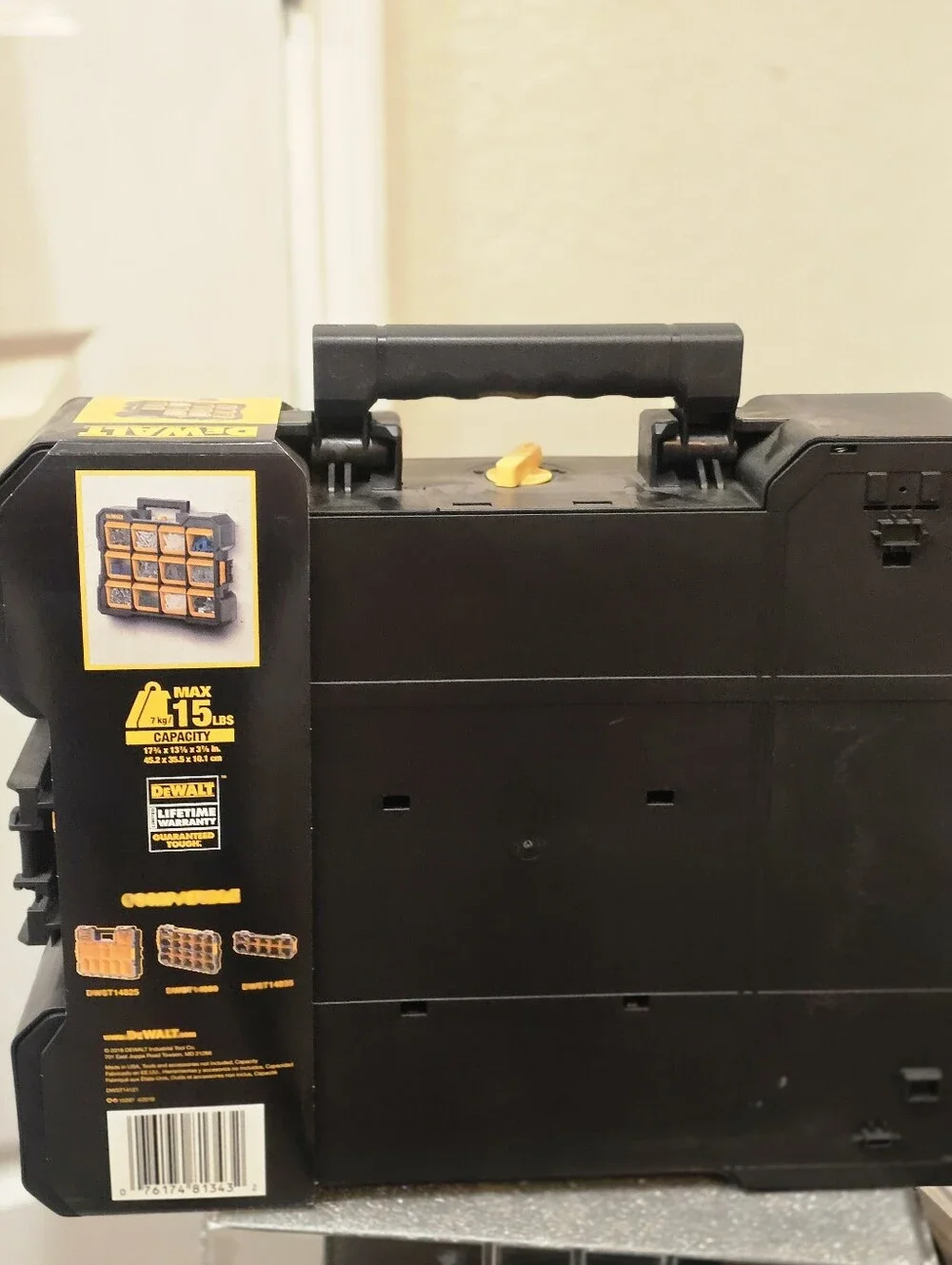 Dewalt 12-Compartment Parts Organizer Flip Stackable Bin
